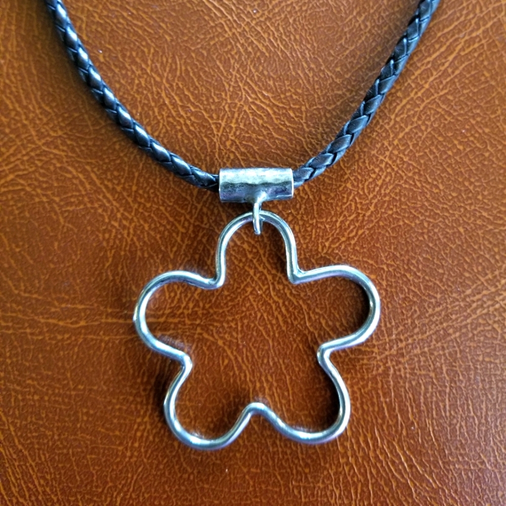 Silpada Sterling Silver & Leather Flower Necklace